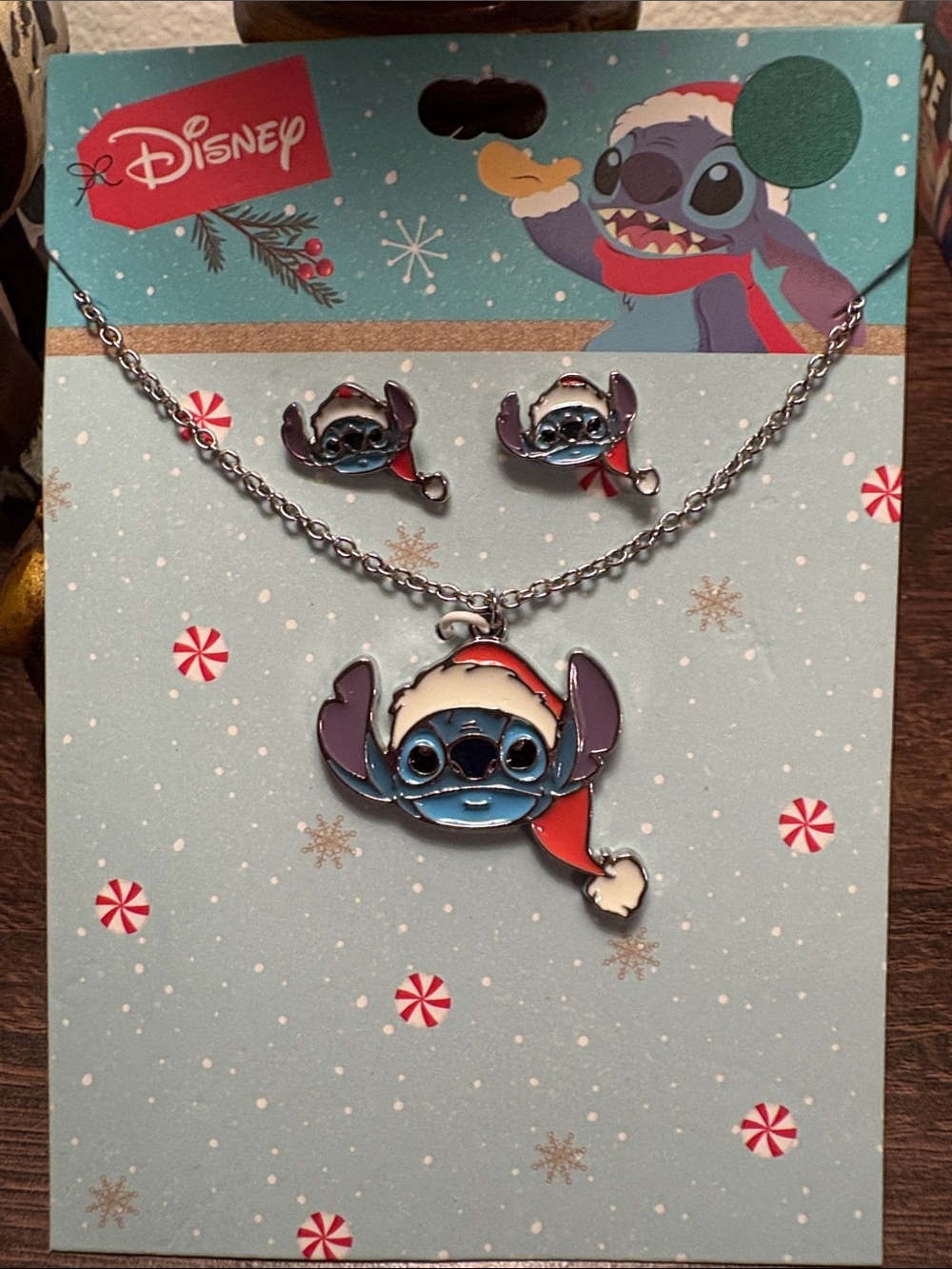 NWT Disney Stitch Holiday 2 Piece Jewelry Gift Set Necklace & Earrings 16"